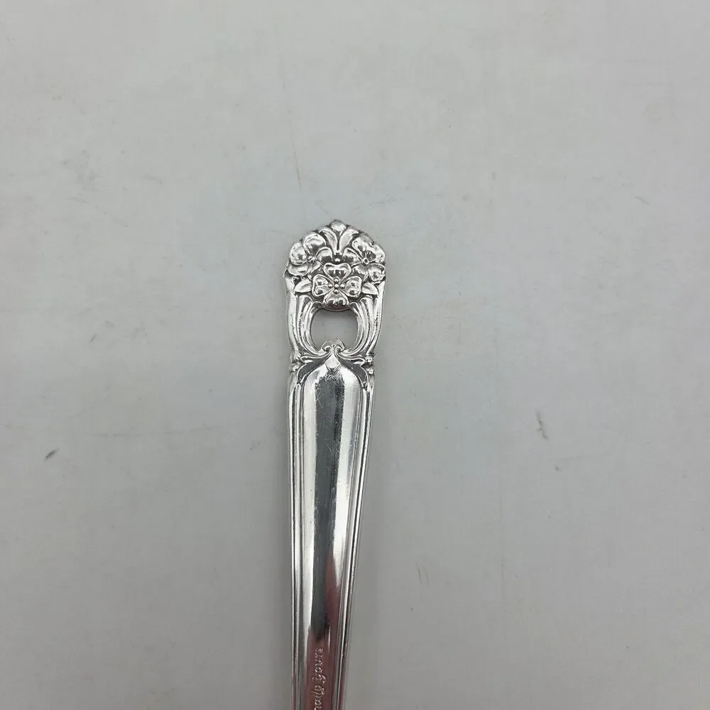1847 Rogers Bros ETERNALLY YOURS Serving Spoon 8 3/8